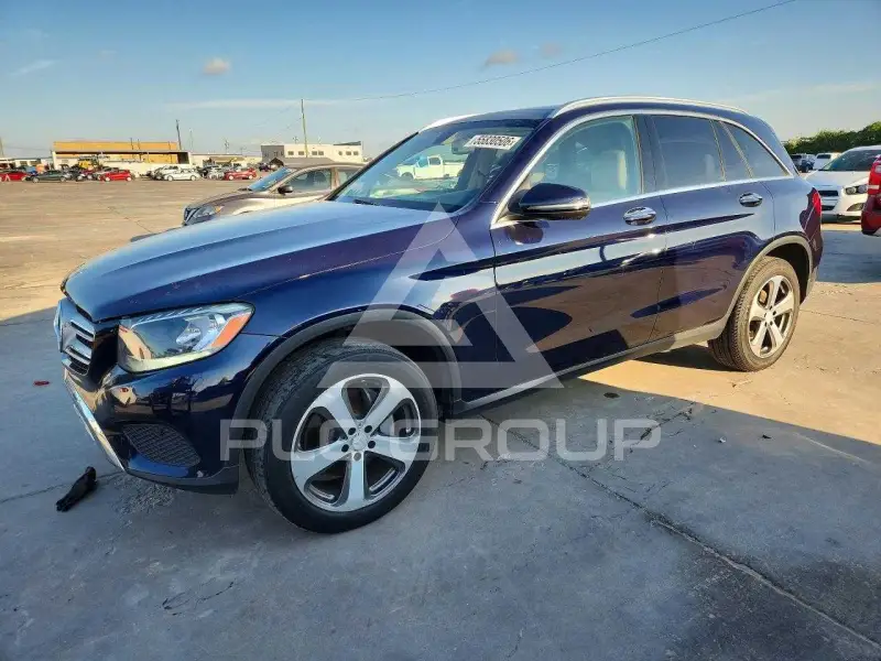 2017 Mercedes Benz GLC-Class фото