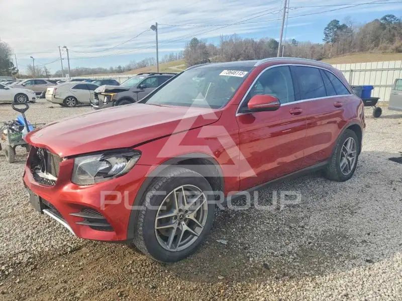 2017 Mercedes Benz GLC-Class фото