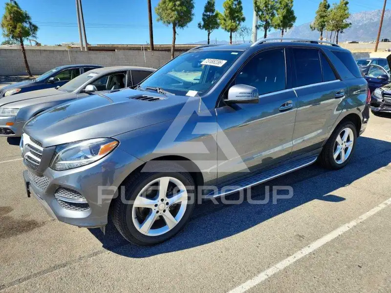 2017 Mercedes Benz GLE-Class photo