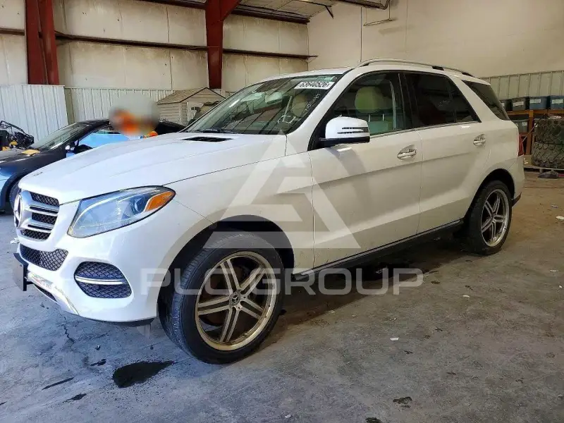 2017 Mercedes Benz GLE-Class фото