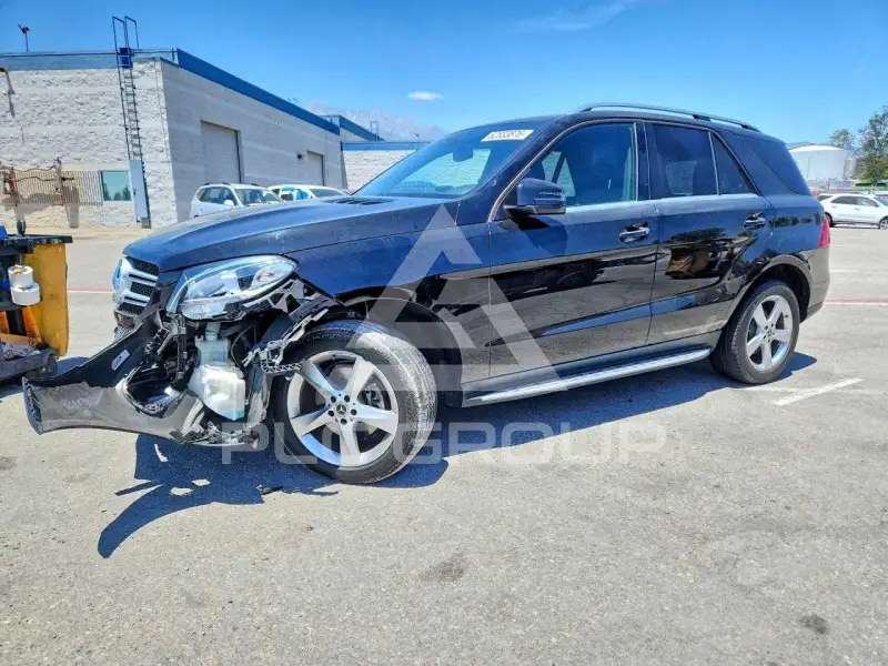 2017 Mercedes Benz GLE-Class photo
