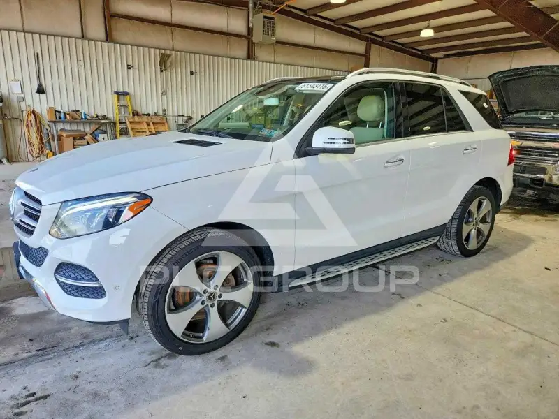 2017 Mercedes Benz GLE-Class фото