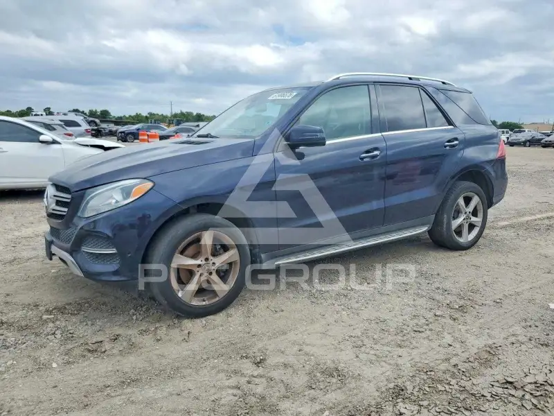 2017 Mercedes Benz GLE-Class photo
