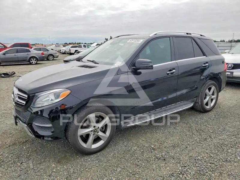 2017 Mercedes Benz GLE-Class фото