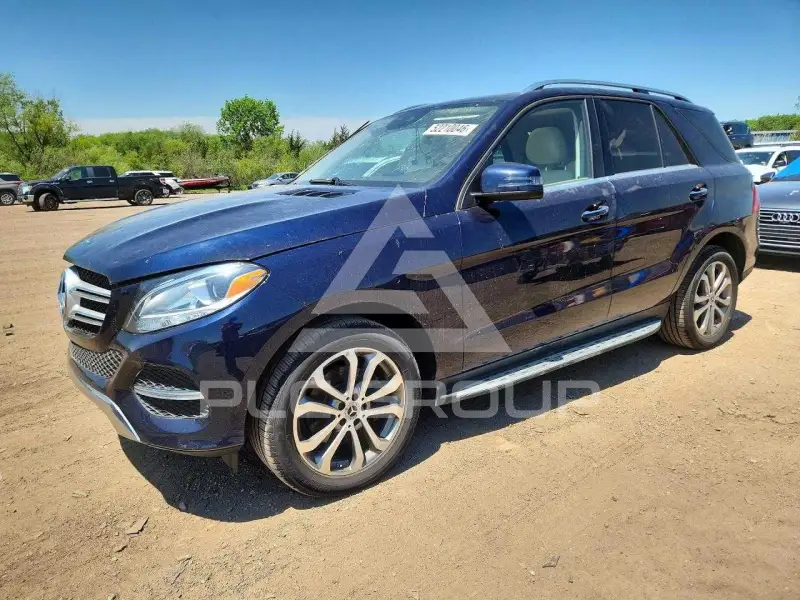 2017 Mercedes Benz GLE-Class фото