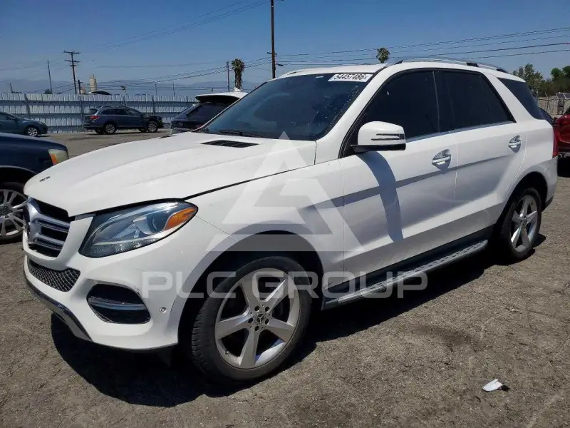 2017 Mercedes Benz GLE-Class фото