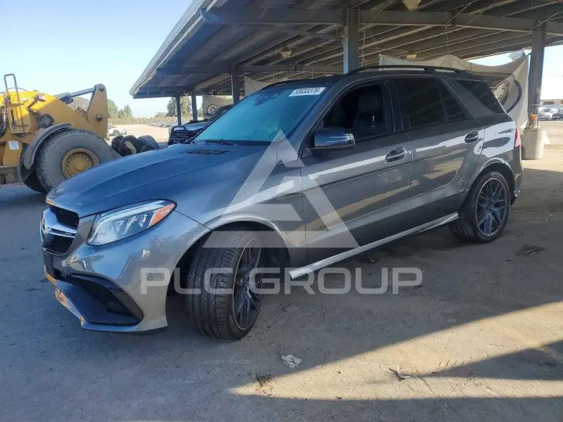2017 Mercedes Benz GLE-Class фото