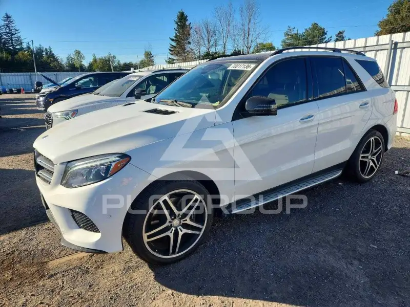 2017 Mercedes Benz GLE-Class фото
