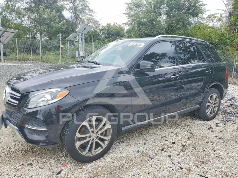 2017 Mercedes Benz GLE-Class фото