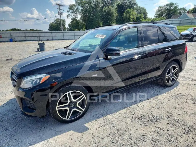 2017 Mercedes Benz GLE-Class фото