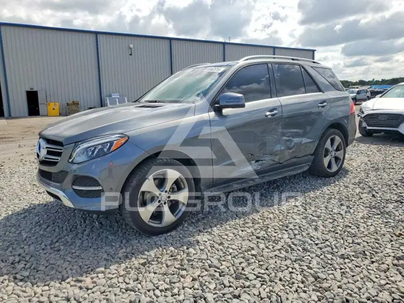 2017 Mercedes Benz GLE-Class photo