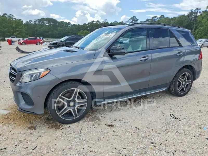 2017 Mercedes Benz GLE-Class фото