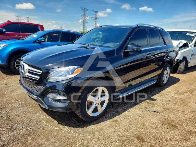2017 Mercedes Benz GLE-Class фото