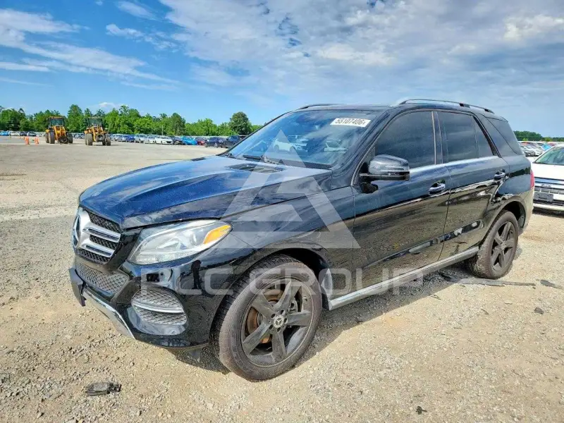 2017 Mercedes Benz GLE-Class photo