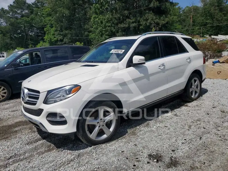 2017 Mercedes Benz GLE-Class фото