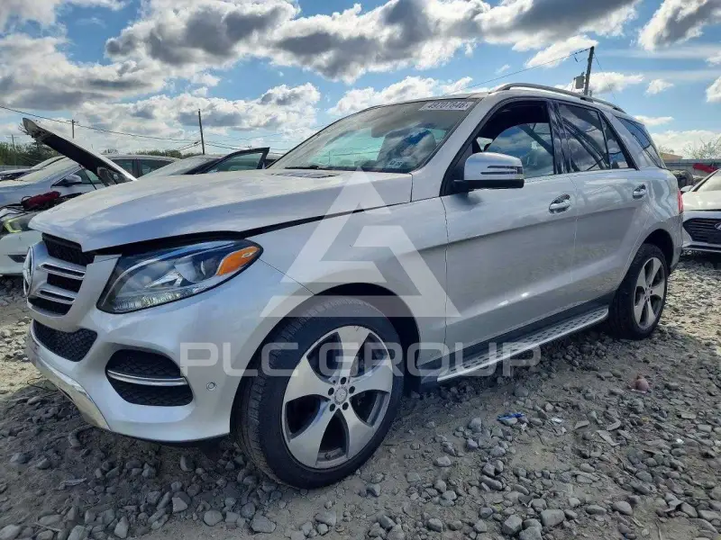 2017 Mercedes Benz GLE-Class фото