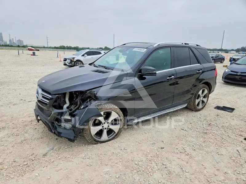 2017 Mercedes Benz GLE-Class фото