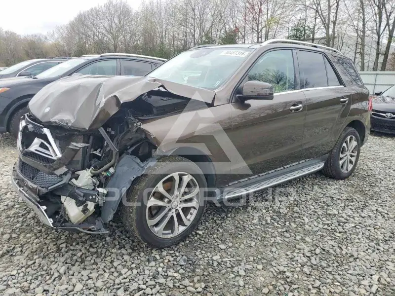 2017 Mercedes Benz GLE-Class фото