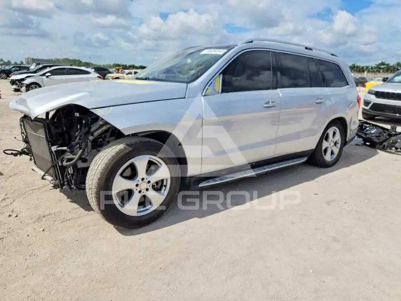 2017 Mercedes Benz GLS-Class photo