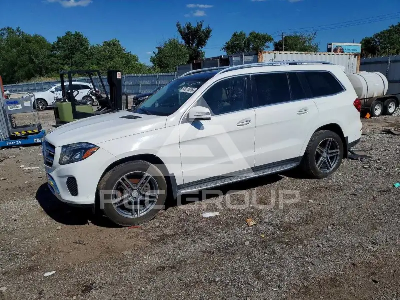 2017 Mercedes Benz GLS-Class фото