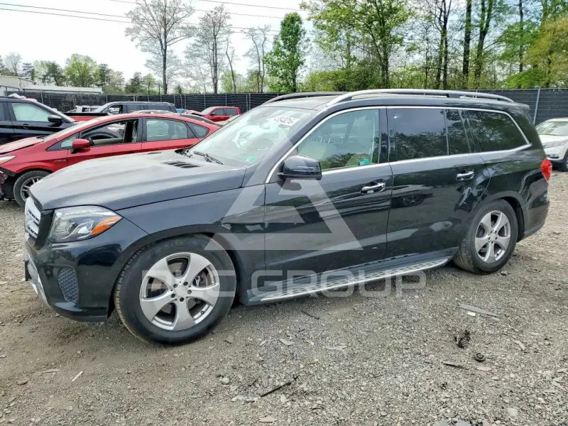 2017 Mercedes Benz GLS-Class фото