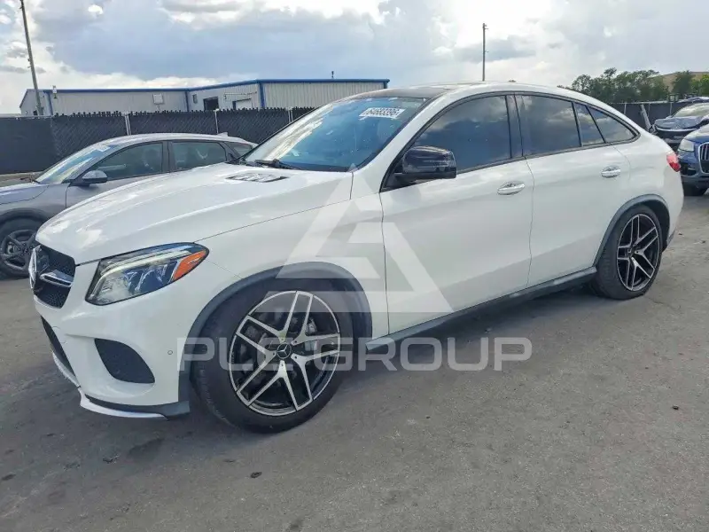 2017 Mercedes Benz GLE-Class фото