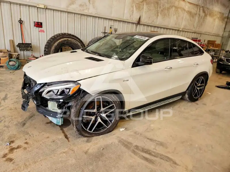 2017 Mercedes Benz GLE-Class фото