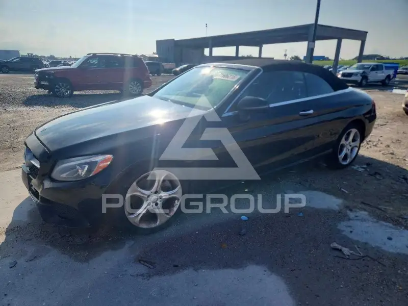 2017 Mercedes Benz C-Class фото