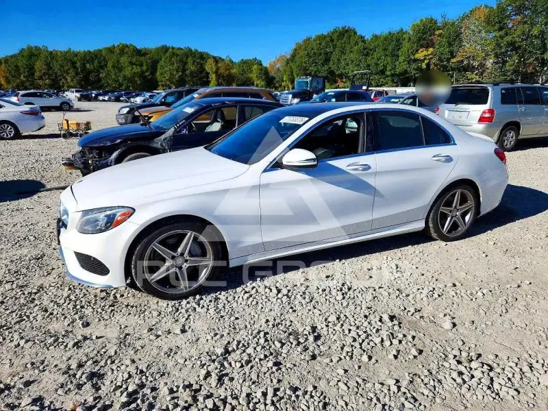 2017 Mercedes Benz C-Class фото