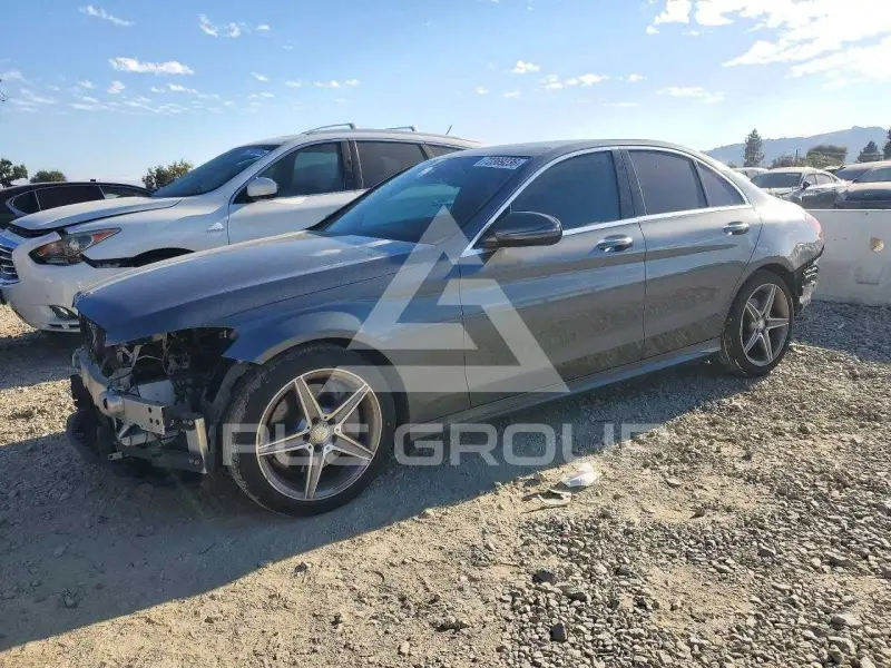 2017 Mercedes Benz C-Class фото