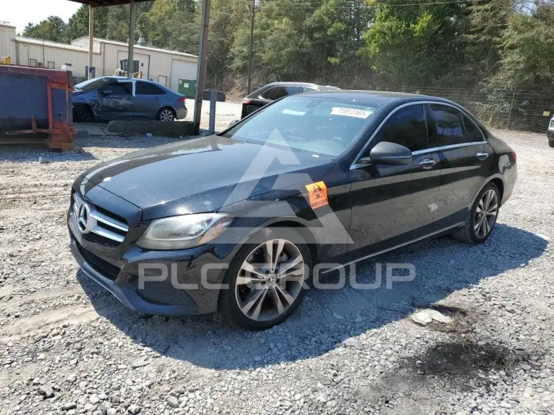 2017 Mercedes Benz C-Class photo