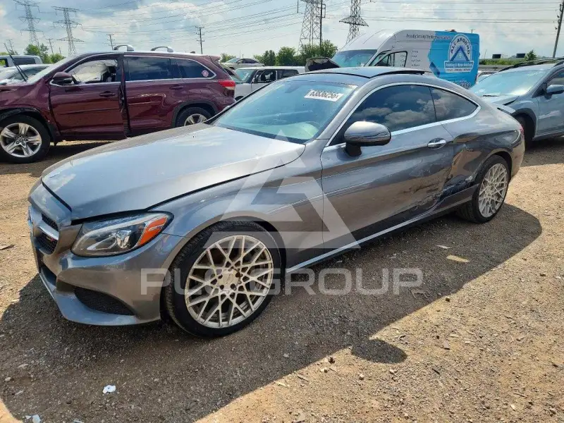 2017 Mercedes Benz C-Class photo