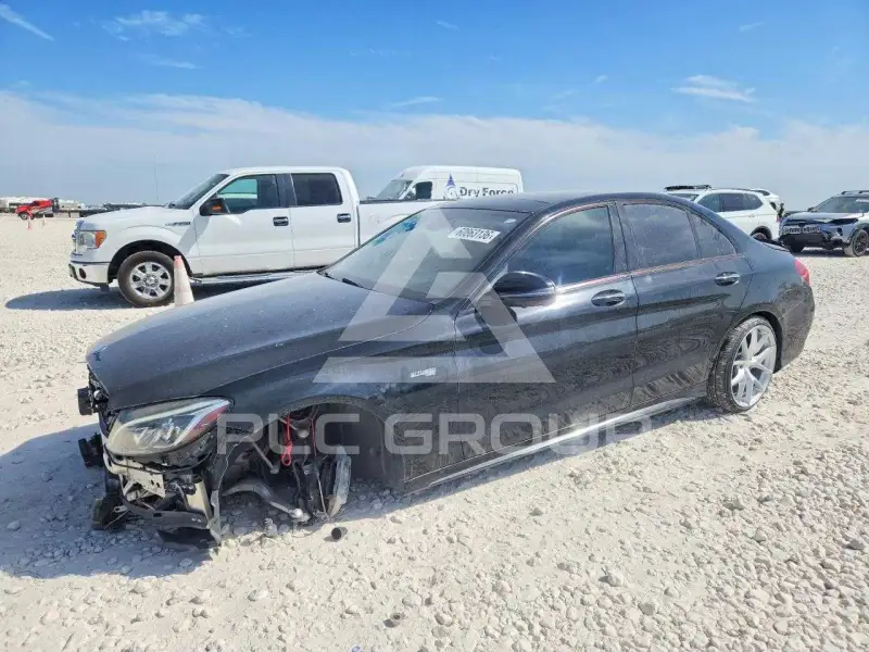 2017 Mercedes Benz C-Class photo