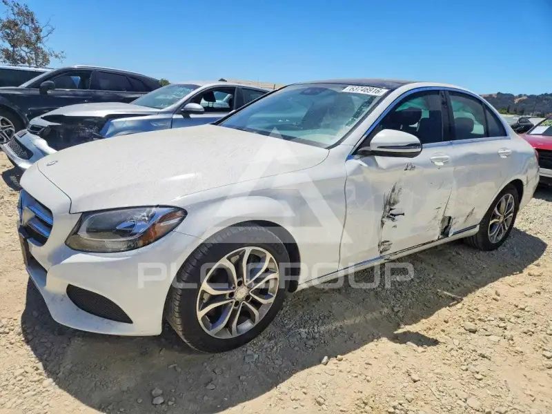 2017 Mercedes Benz C-Class фото