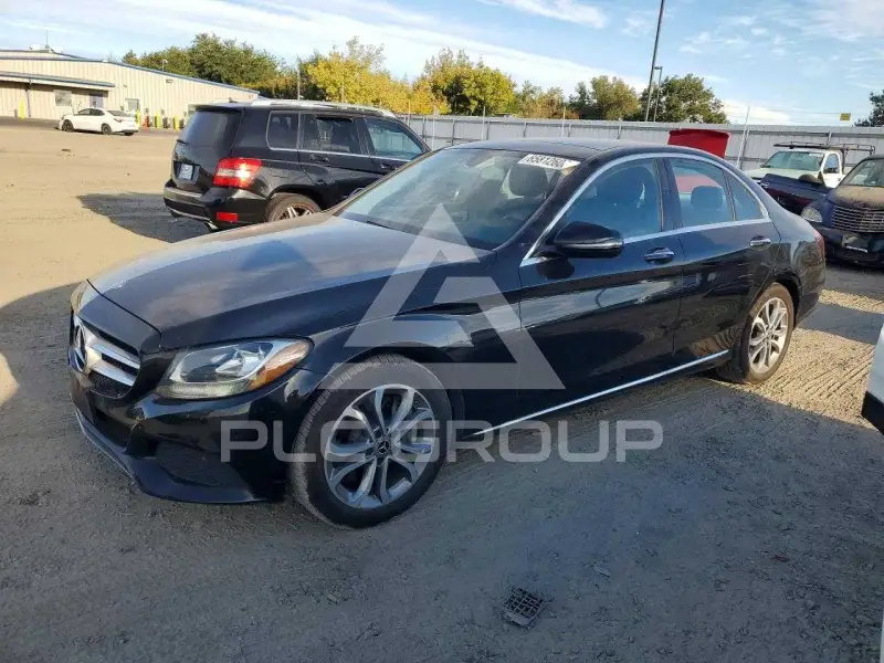 2017 Mercedes Benz C-Class фото