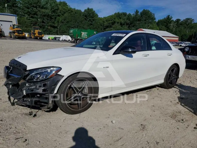 2017 Mercedes Benz C-Class photo