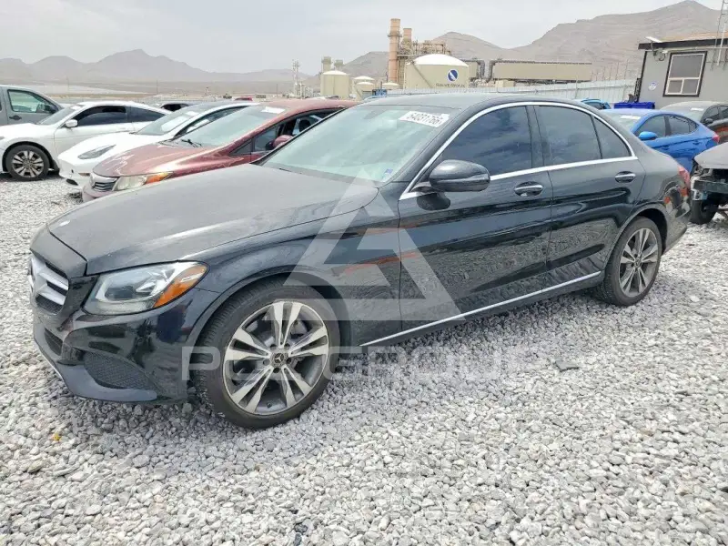 2017 Mercedes Benz C-Class фото