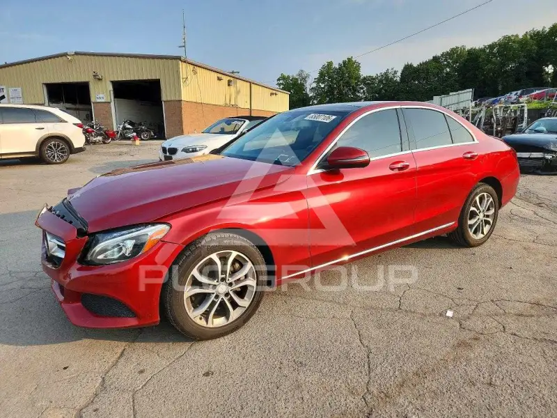 2017 Mercedes Benz C-Class фото