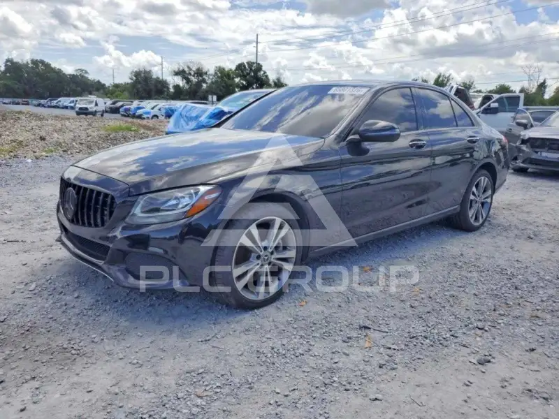 2017 Mercedes Benz C-Class фото