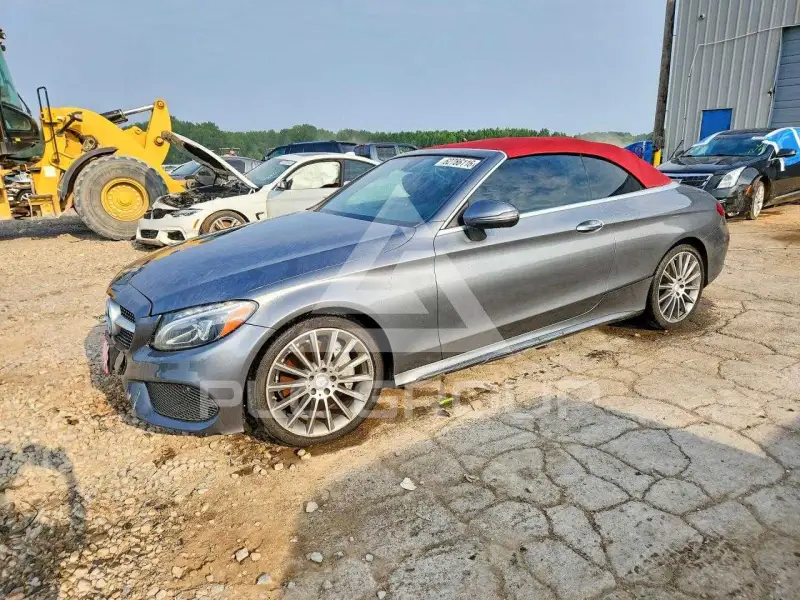 2017 Mercedes Benz C-Class фото