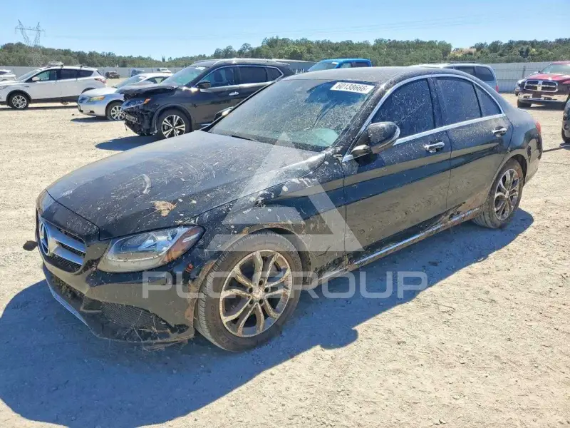 2017 Mercedes Benz C-Class photo