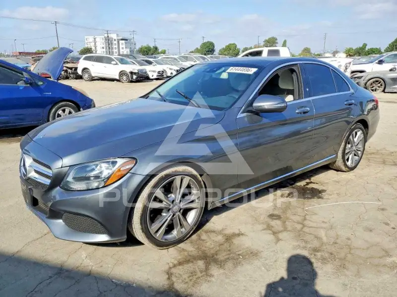 2017 Mercedes Benz C-Class фото