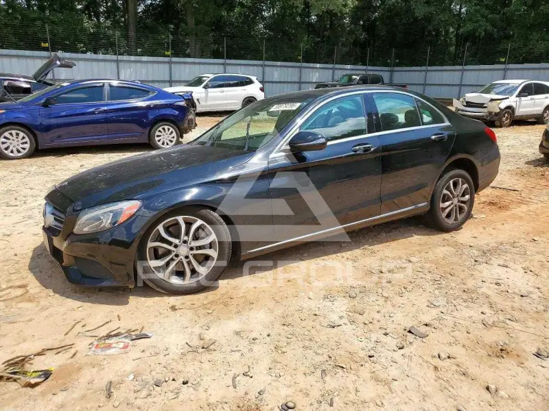 2017 Mercedes Benz C-Class photo
