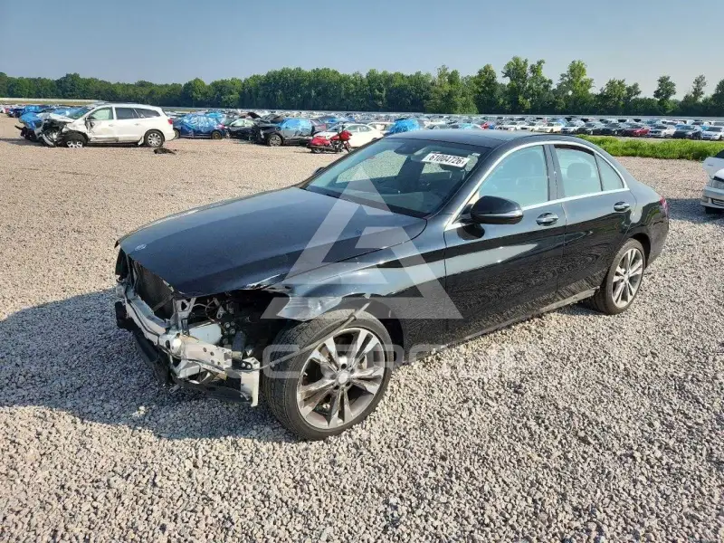 2017 Mercedes Benz C-Class фото
