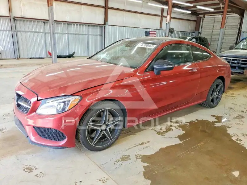 2017 Mercedes Benz C-Class фото