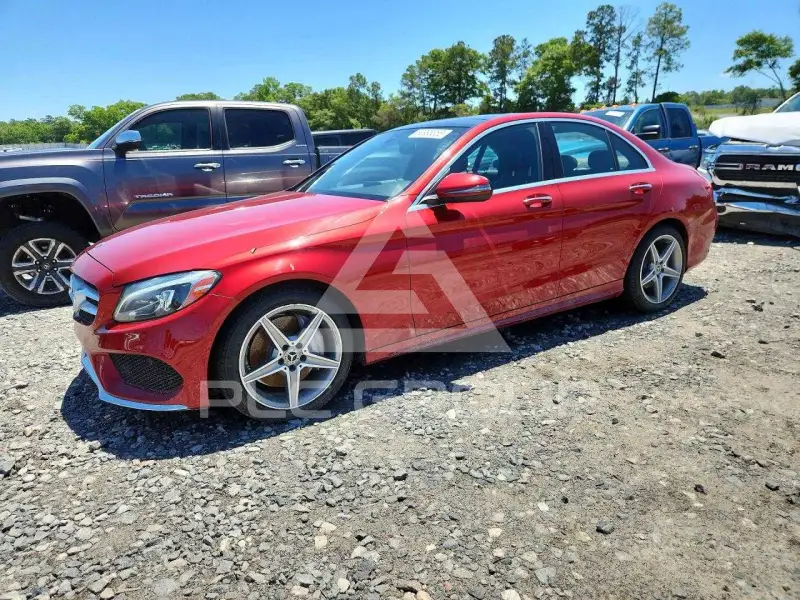 2017 Mercedes Benz C-Class фото