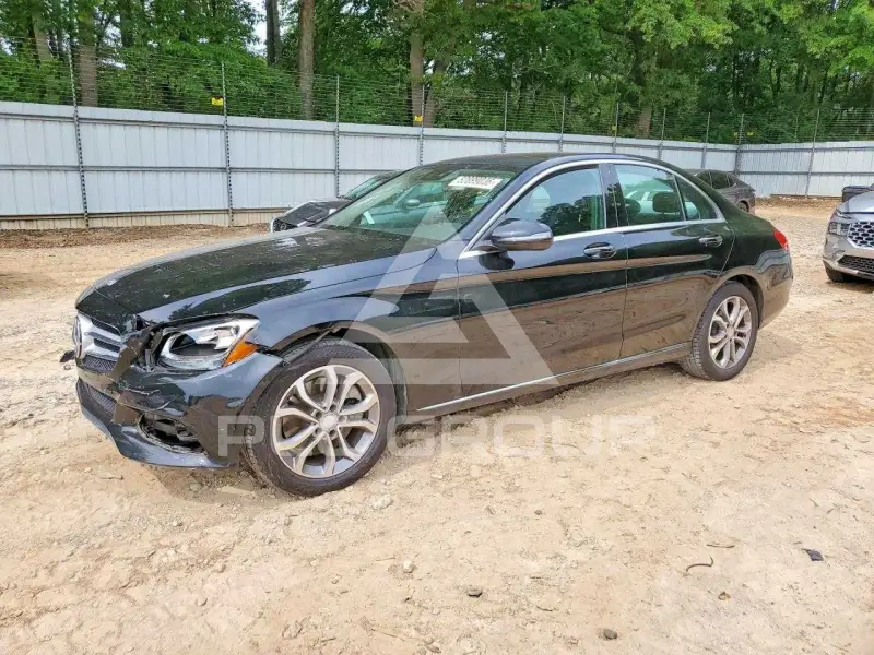 2017 Mercedes Benz C-Class фото