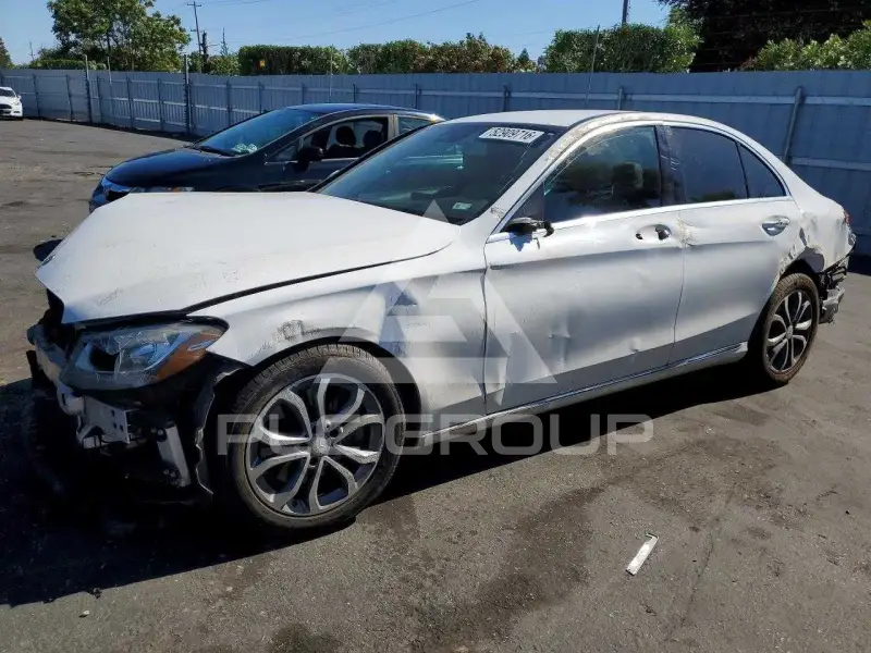 2017 Mercedes Benz C-Class photo