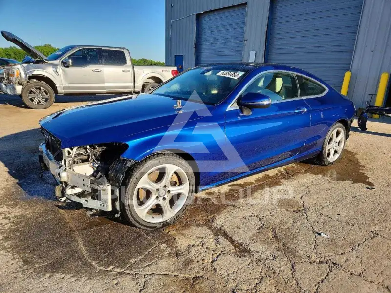 2017 Mercedes Benz C-Class photo