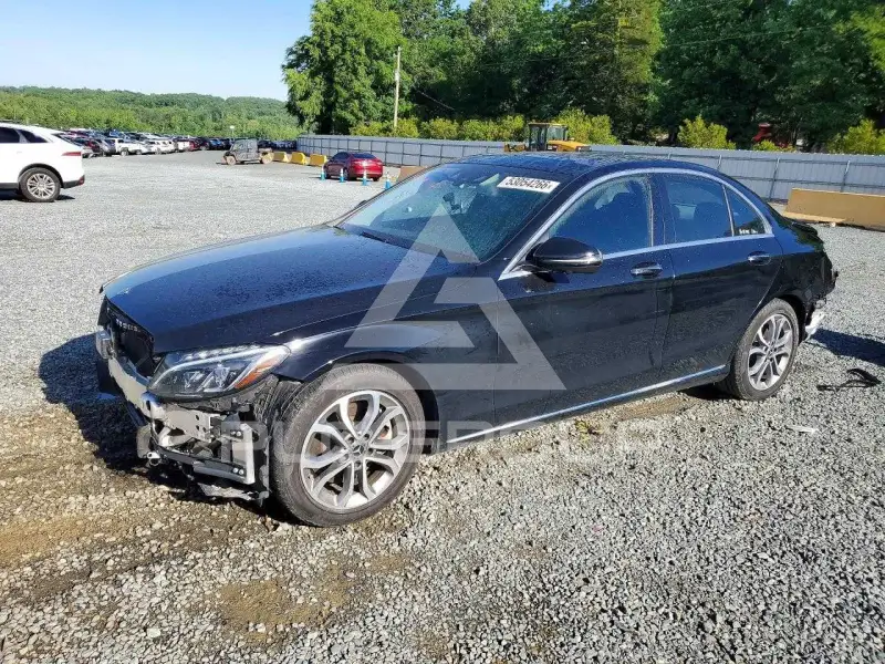 2017 Mercedes Benz C-Class фото